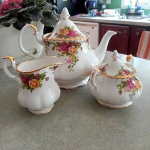 Royal Albert Old Country Rose design teapot with Sugar & Creamer pitchers